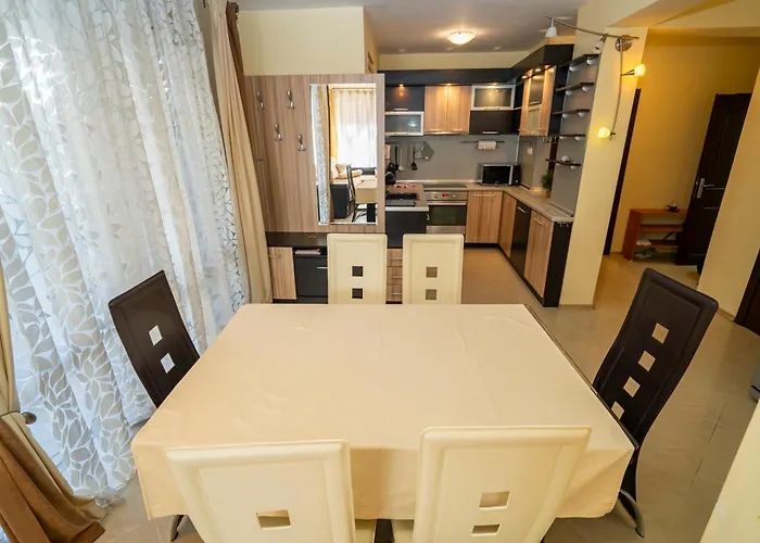 아파트 The Family Courtyard - Very Large 2bd By Flat Manаger