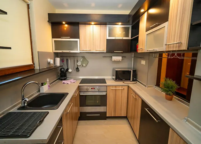 The Family Courtyard - Very Large 2bd By Flat Manаger רבדה