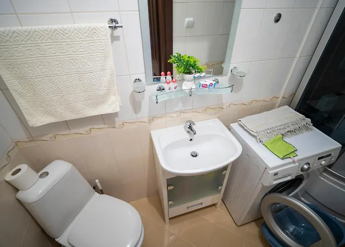 The Family Courtyard - Very Large 2bd By Flat Manаger דירה *